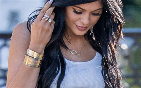 kylie jenner cartier love bracelet|cartier love bracelet meaning.